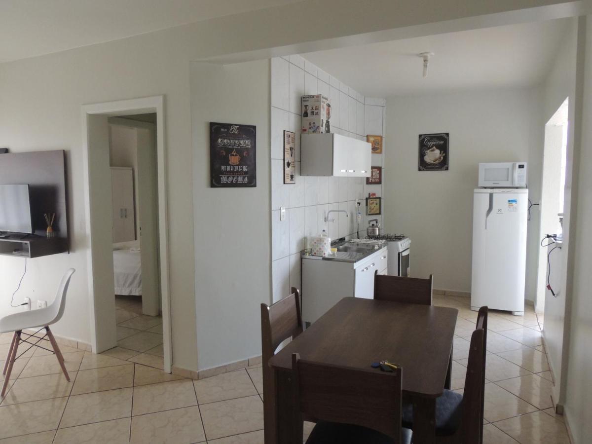 Apartamento Mobiliado Com Garagem Apartment Chapeco Exterior photo